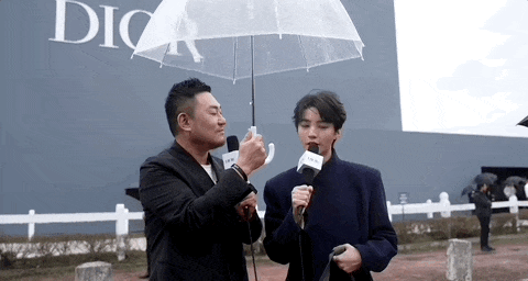 诺瓦Kim Jones的快乐王子ayx爱游戏appDior的卡萨(图2)